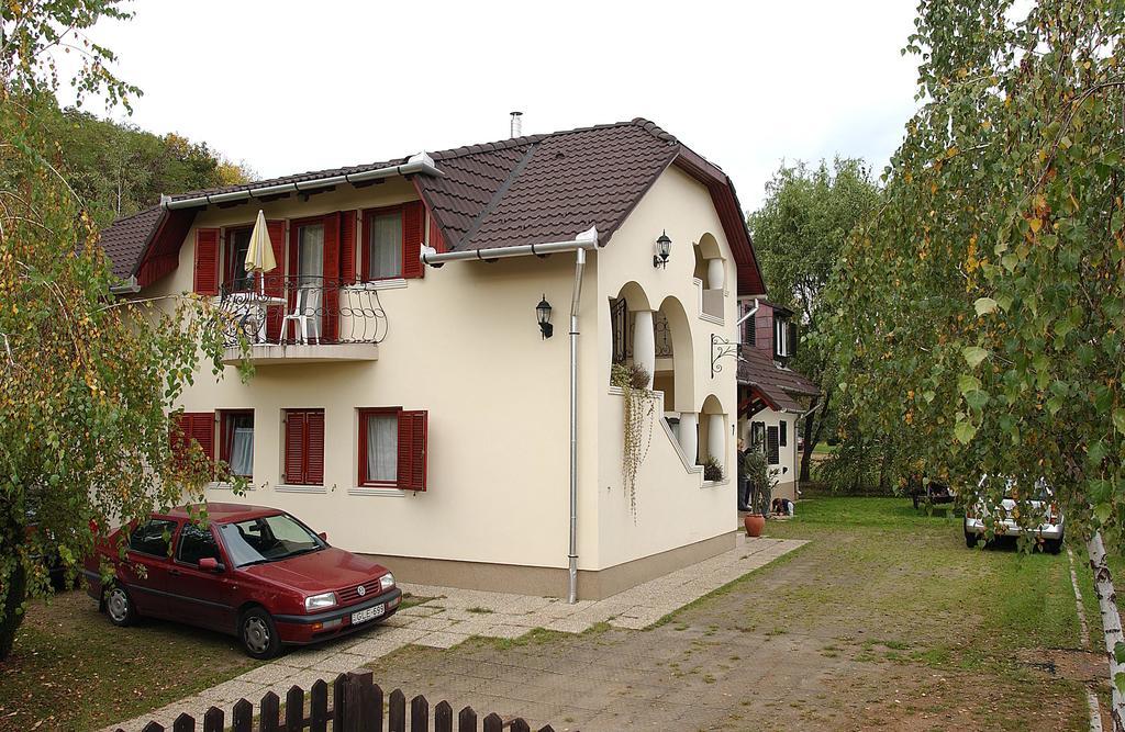 Zoeldvar Villa Bogács Exterior photo